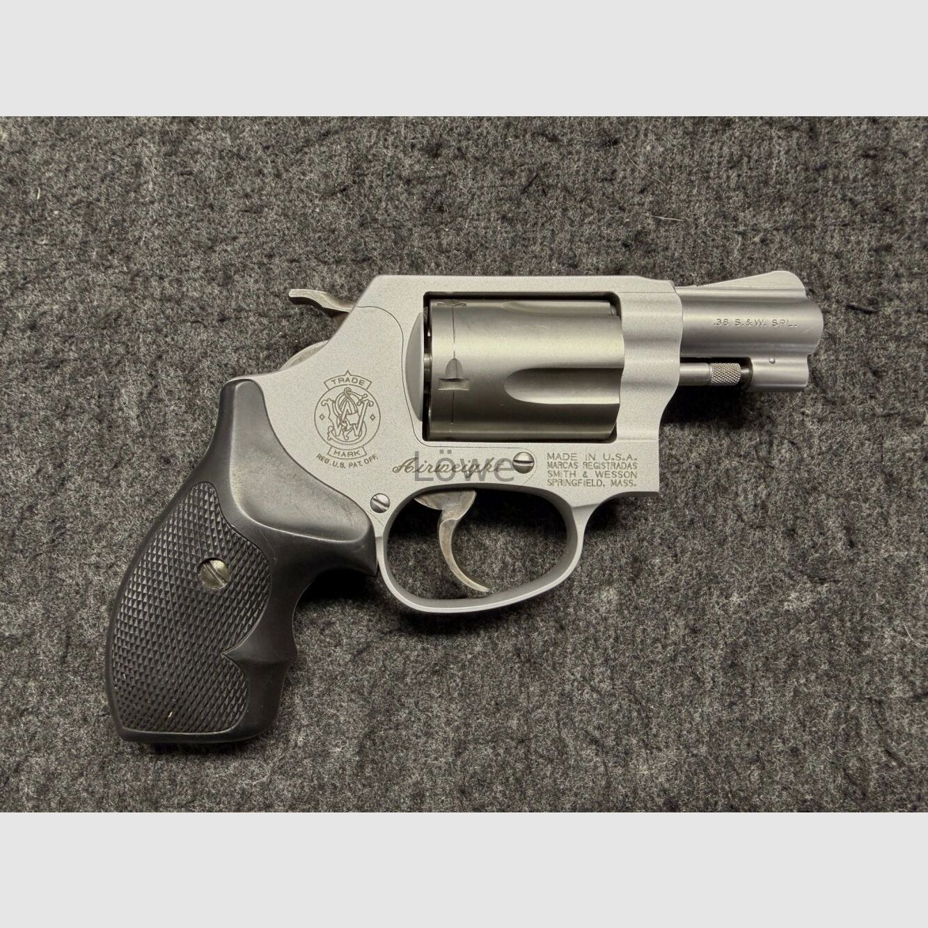 Smith and Wesson Airwight 637-1