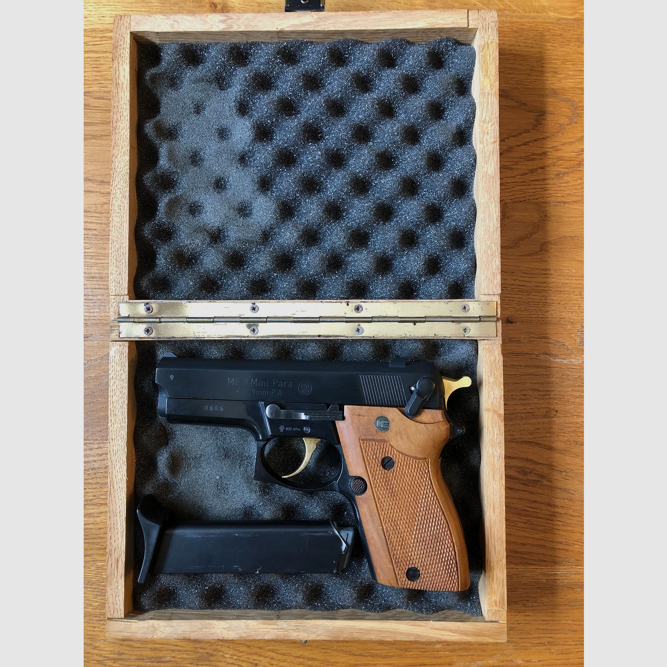 ME 9 pistola da collezione modello anniversario in scatola di legno