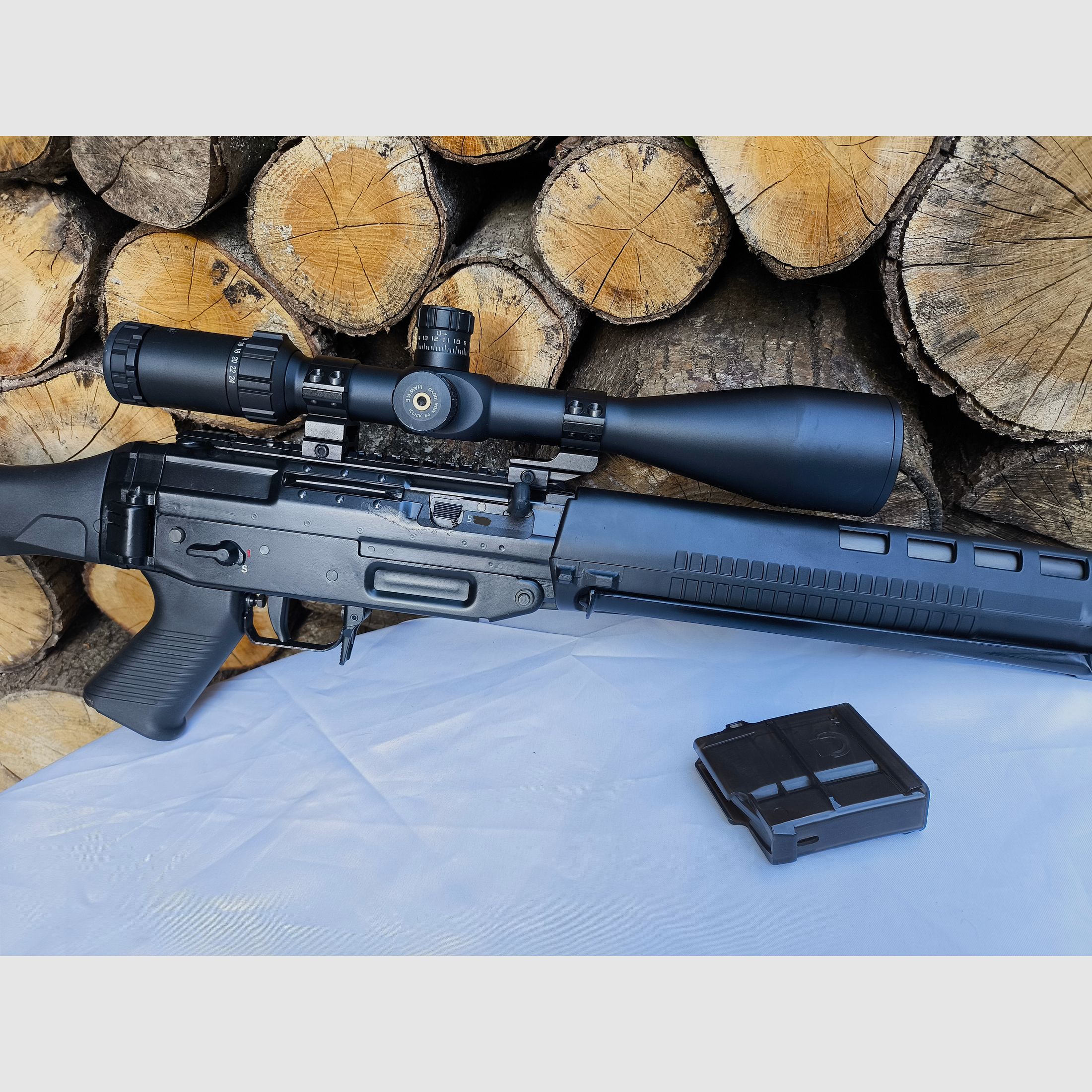Sig 550 Sport .223 Rem. mit Hawke Sidewinder 30 SF 6-24x56 SR-PRO