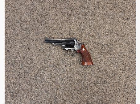 Revolver Smith & Wesson 19-4 Cal. 357 Mag