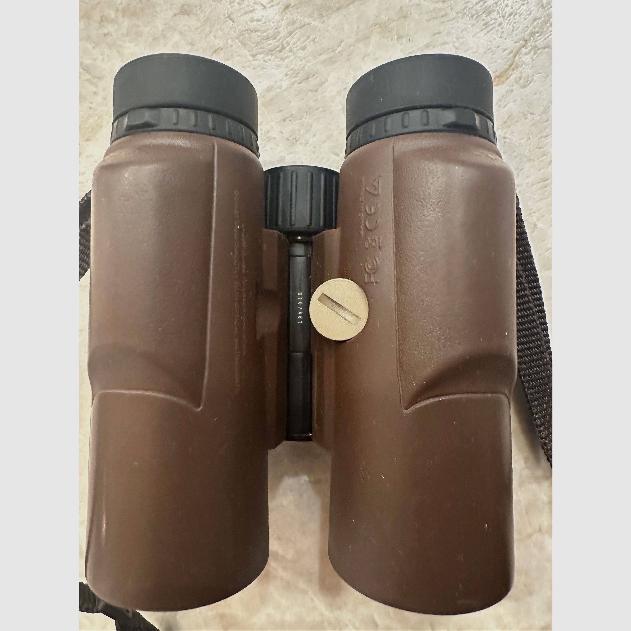 Kahles Helia RF 10x42 mit Entfernungsmesser