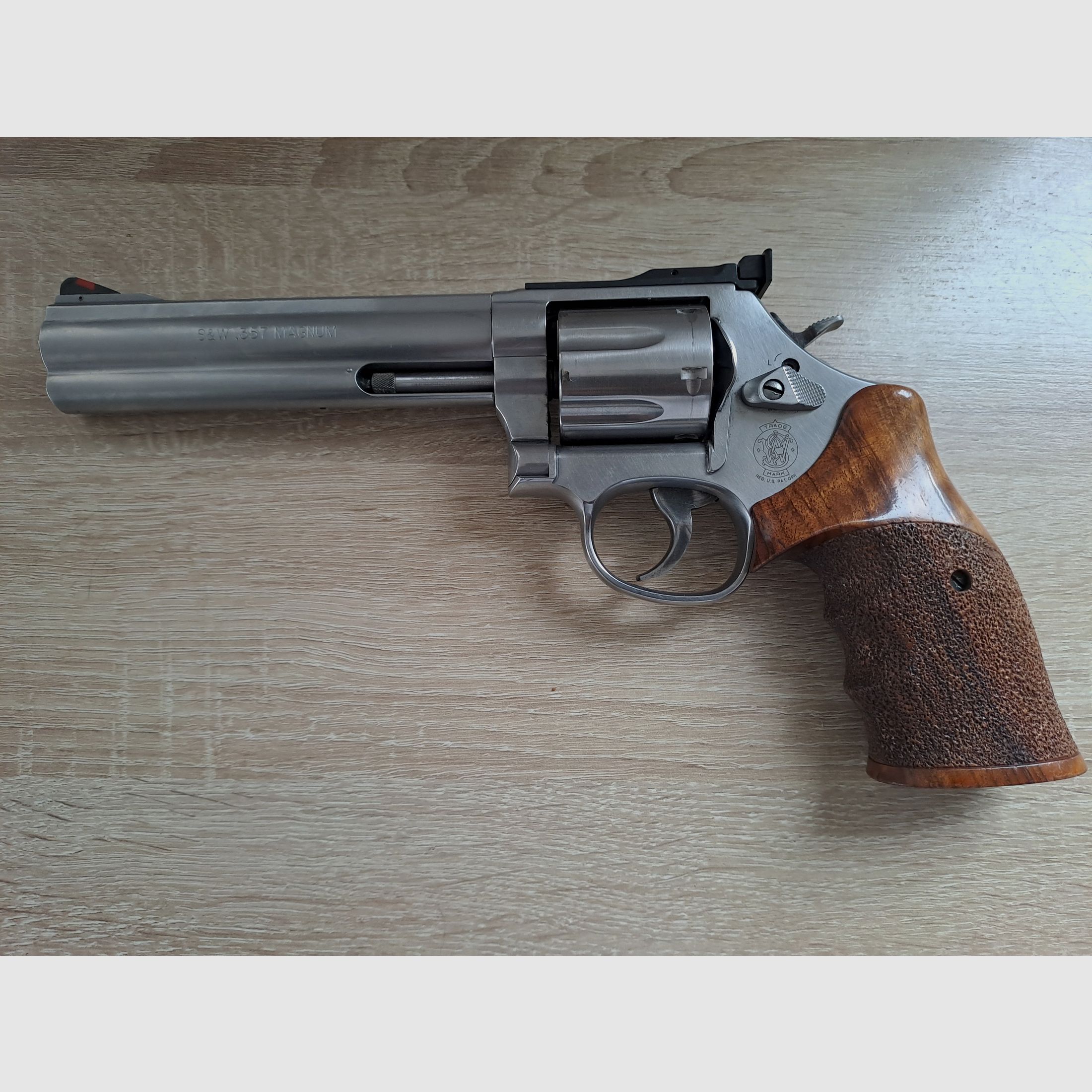 Smith & Wesson 686-6 6"