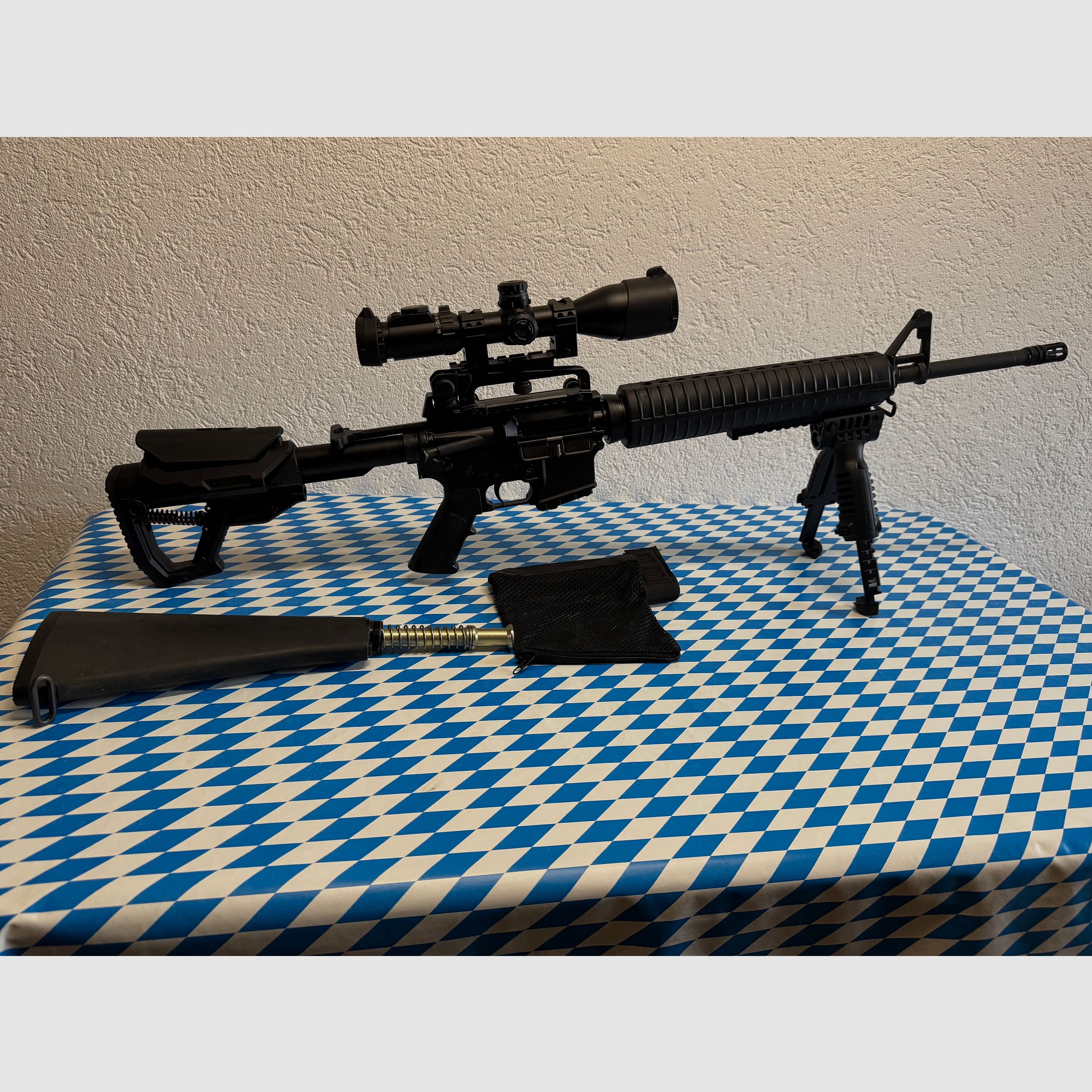 Selbstladebüchse Sabre -Defence XR15 20“ ( M16) mit ZF und Zweibein
