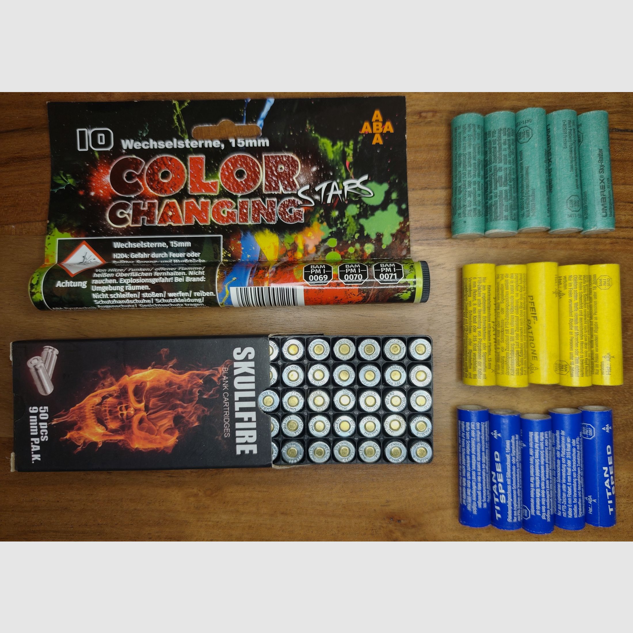 Walther P 88 Compact 9mm 2xMagazin schwarz PTB 764 Neuwertig Silvester-Set 25xPyro Effekte+50 Schuss Munition P.A.K.