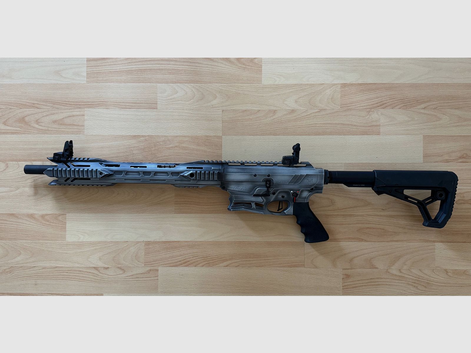 Typhoon F12 Maxi DC Satin escopeta semiautomática con cargador de caja