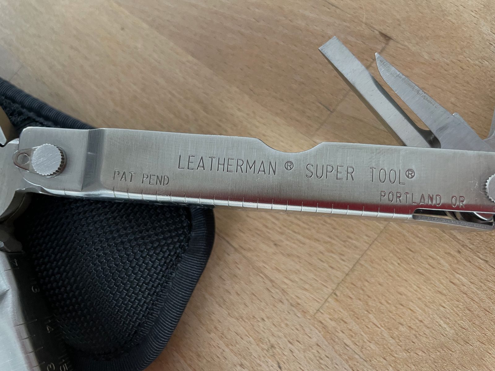 2x Leatherman 300-19 Supertool