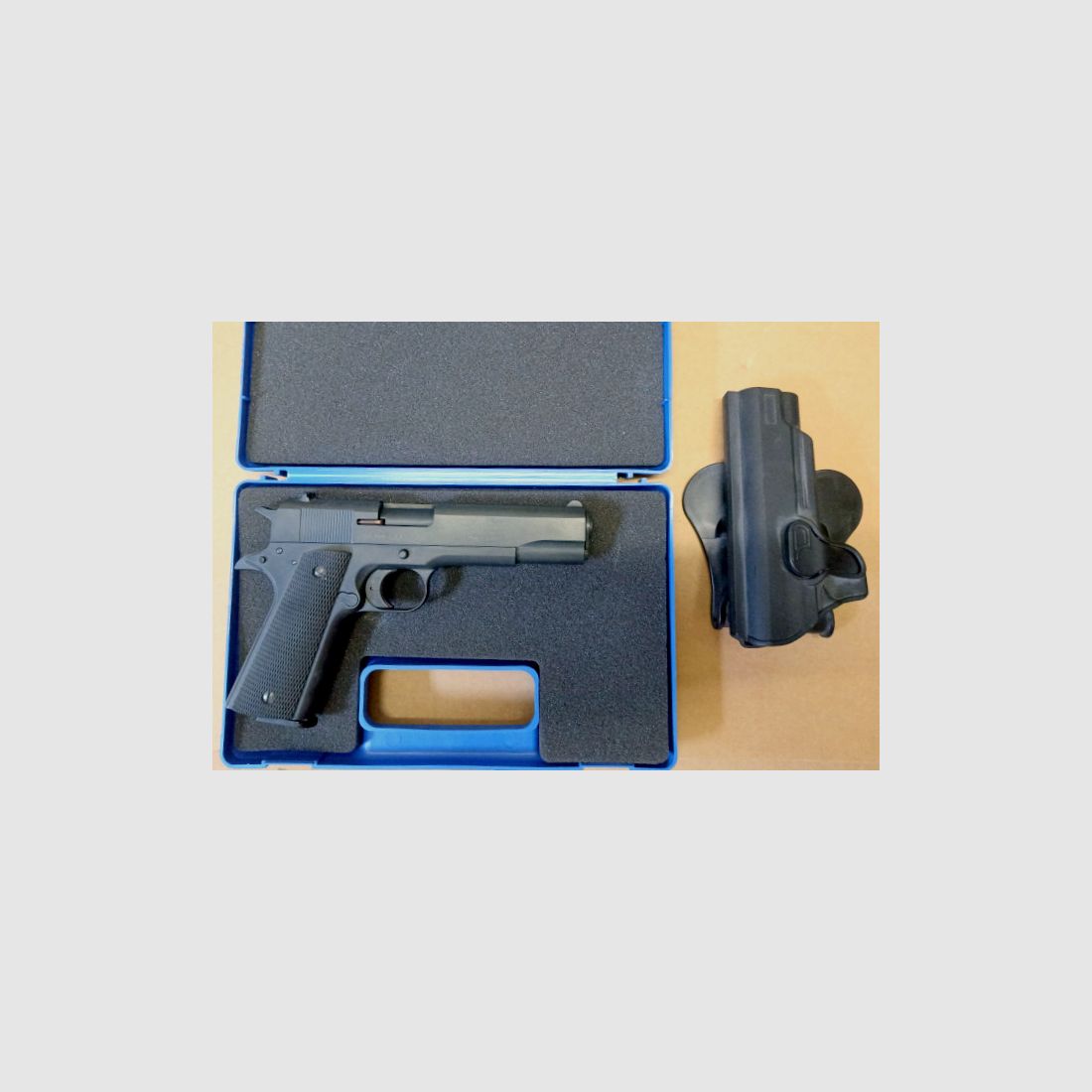 Colt Government 1911 A1 Schreckschuss Pistole 9mm P.A.K. (PTB 774) mit Tactical Paddle Holster