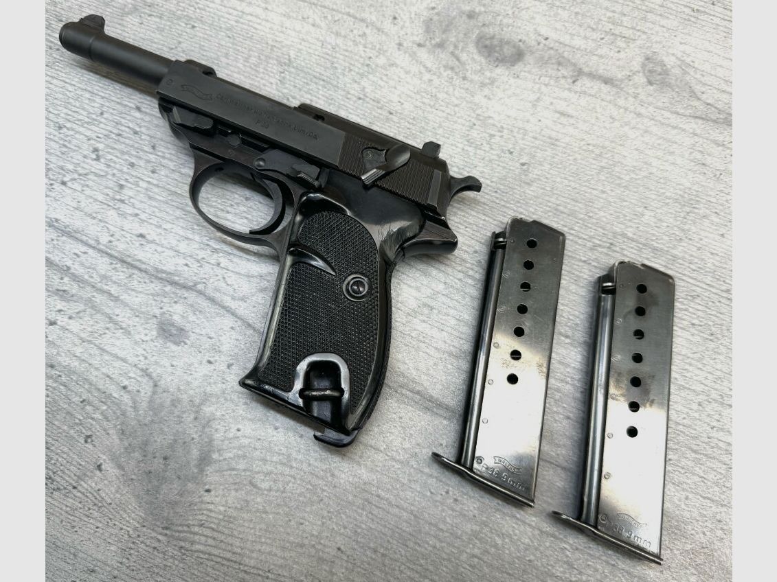 Carl Walther Weapons Factory Ulm P38, 2x magazines, cal.: 9mm Luger