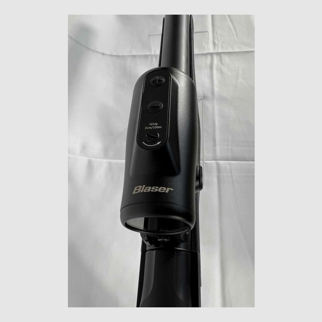 BLASER BLASER R8 Ultimate Silence LL 42 cm 8x57IS + Blaser RD20 viseur point rouge