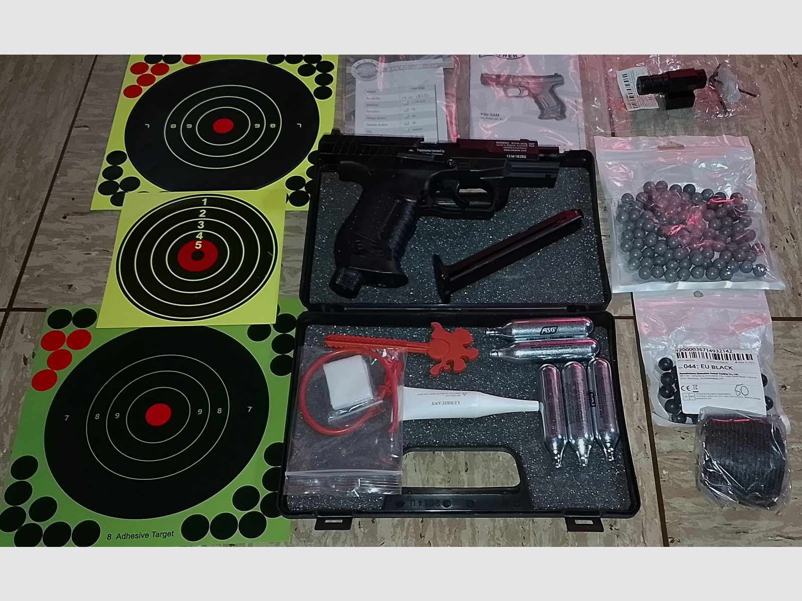 Walther P99 RAM mit Zubehör Laser Koffer Zielscheiben  Rubberballs Polyballs Set 