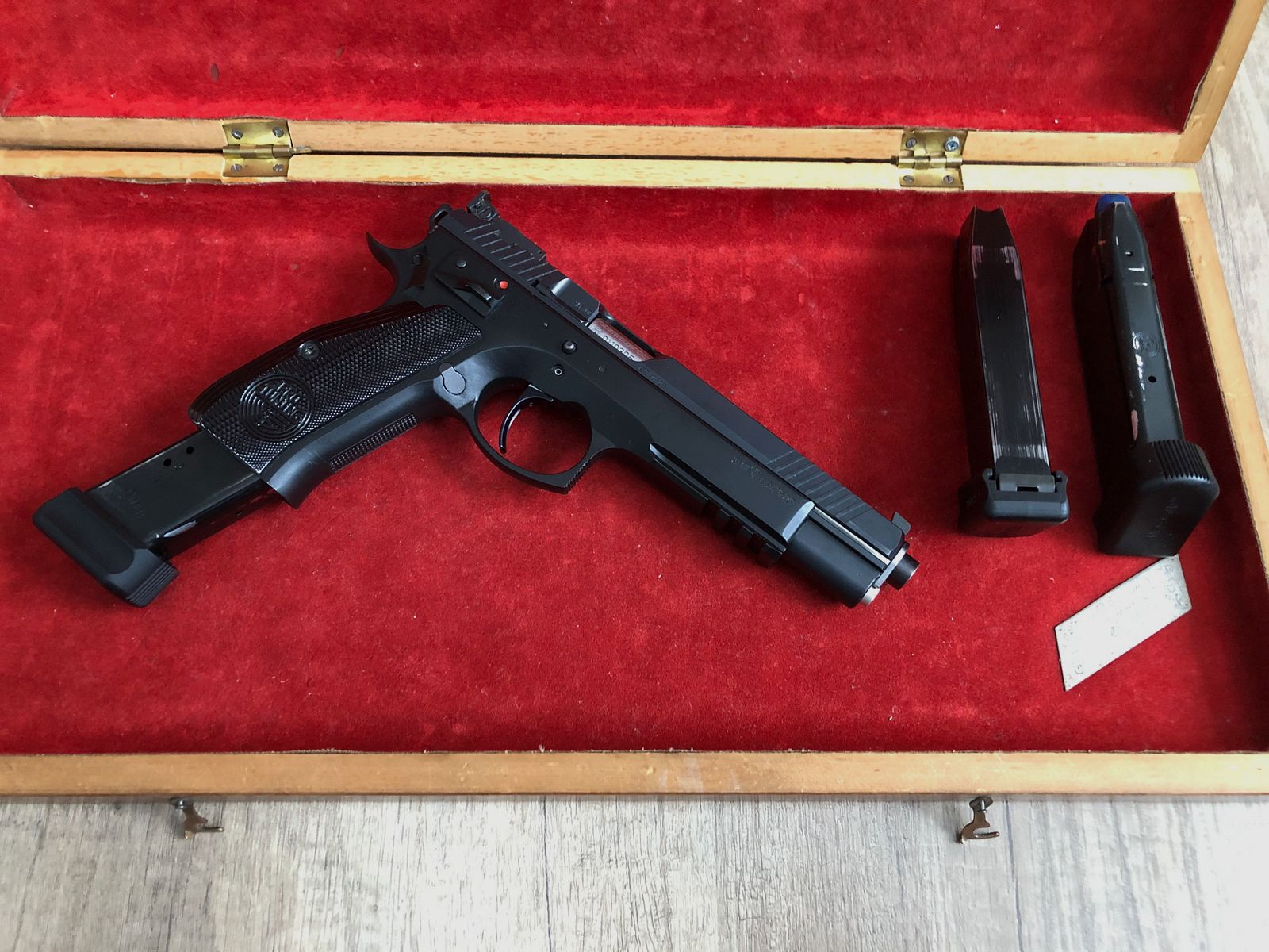 Pistol of the type CZ Taipan Pro Tuning in caliber 9 mm Luger