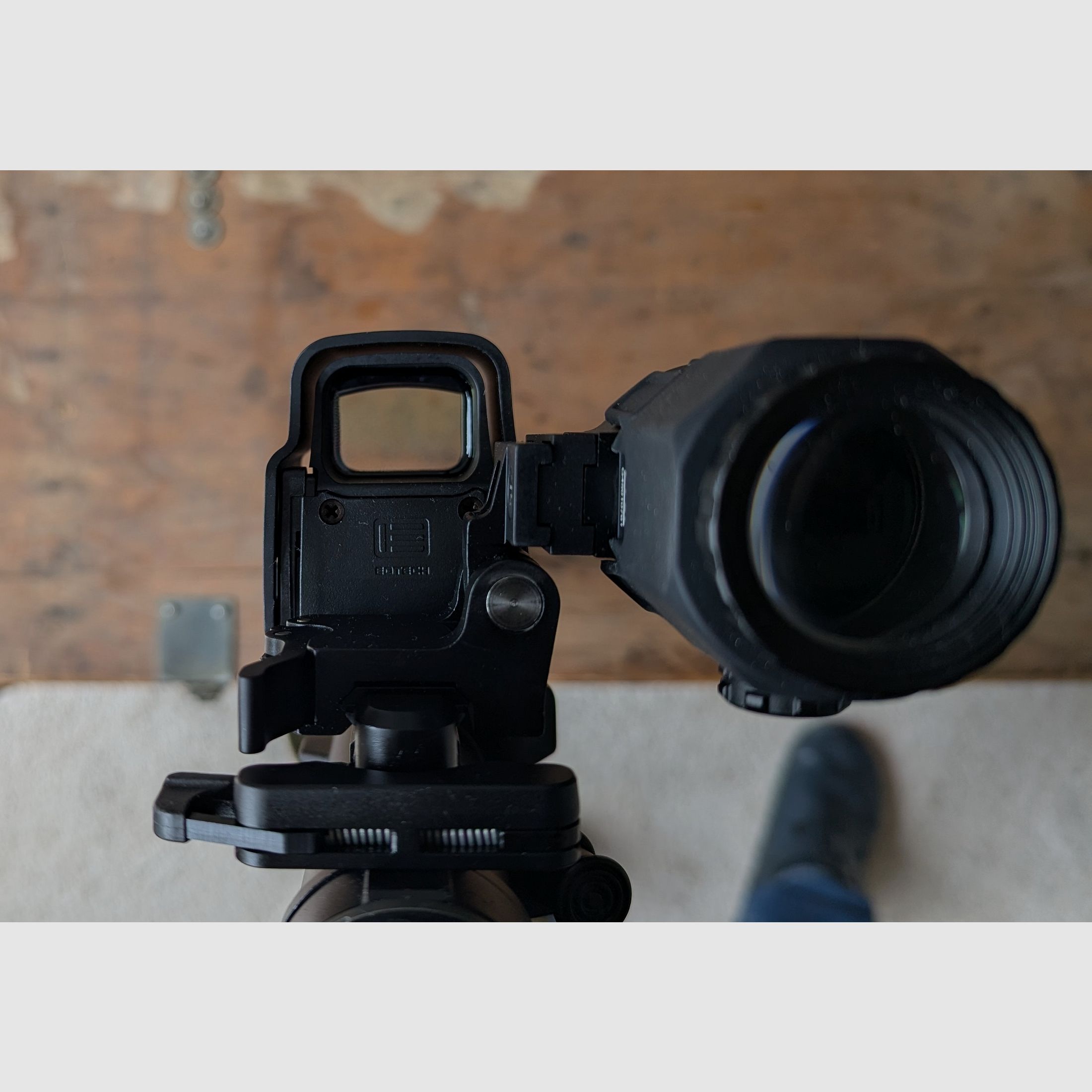 Eotech EXPS 3-0 Point rouge et G45 Magnifier