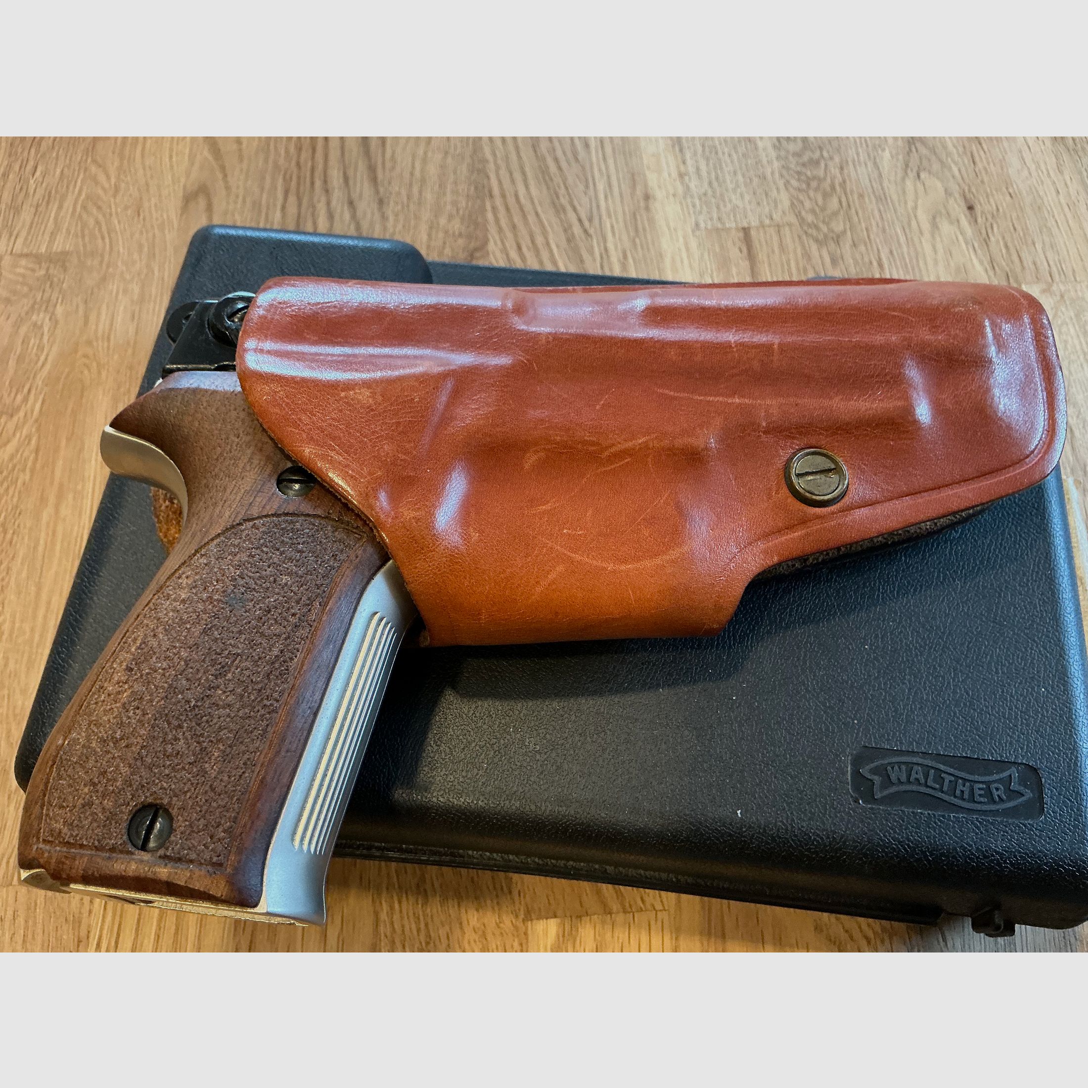 Pistol leather holster, brown, Classic Line SIG-P.226