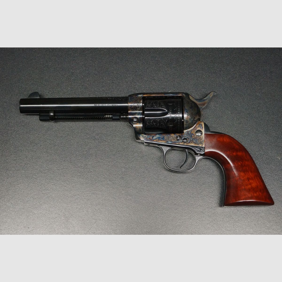 Uberti 1873 Cattleman gravé .357 Mag, image 6 sur 6