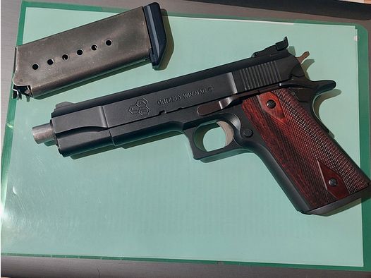 LAR Grizzly .45 ACP