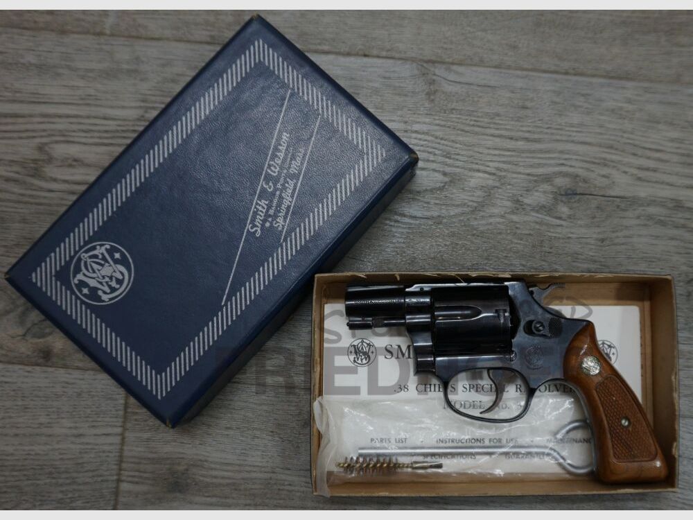 Smith & Wesson	 36