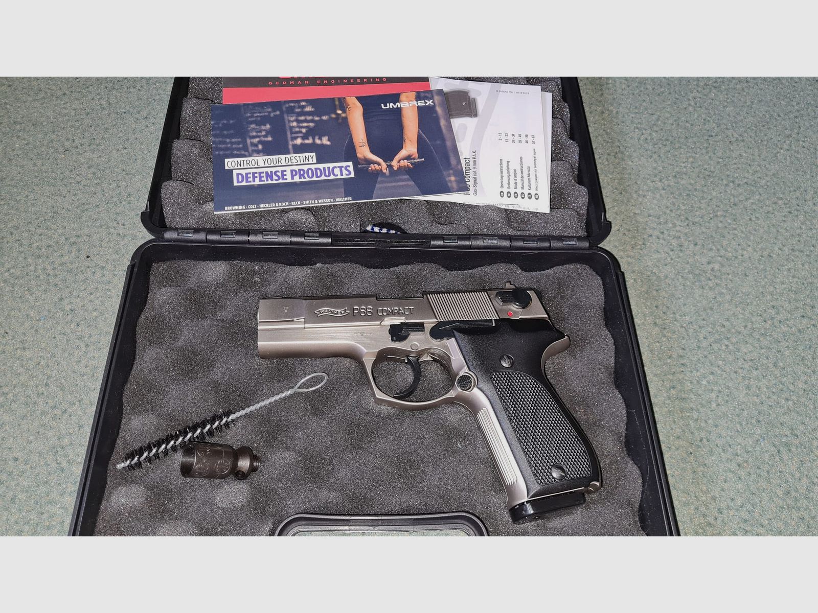 Walther P88 Schreckschuss Pistole 9mm P.A.K. bicolor/vernickelt