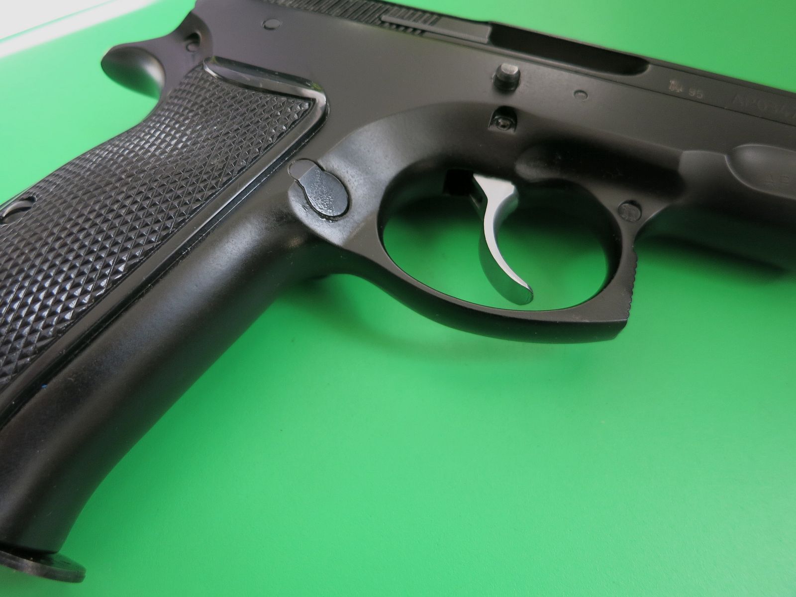 Brünner CZ75 Sportpistole Kadet, Kal. .22lr.       #86