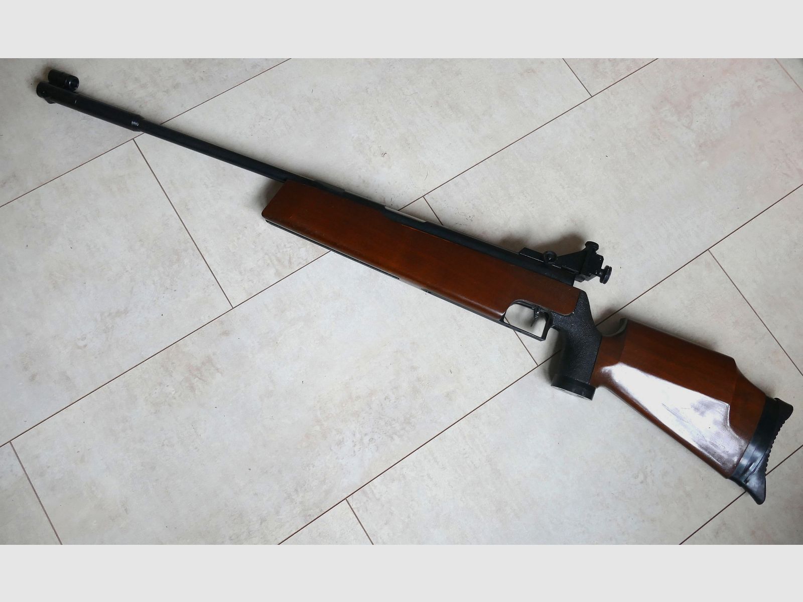 Fine work construction mud air rifle