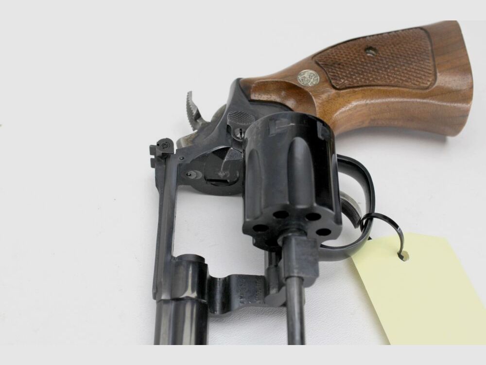 Smith & Wesson 17-5 S&W .22lr