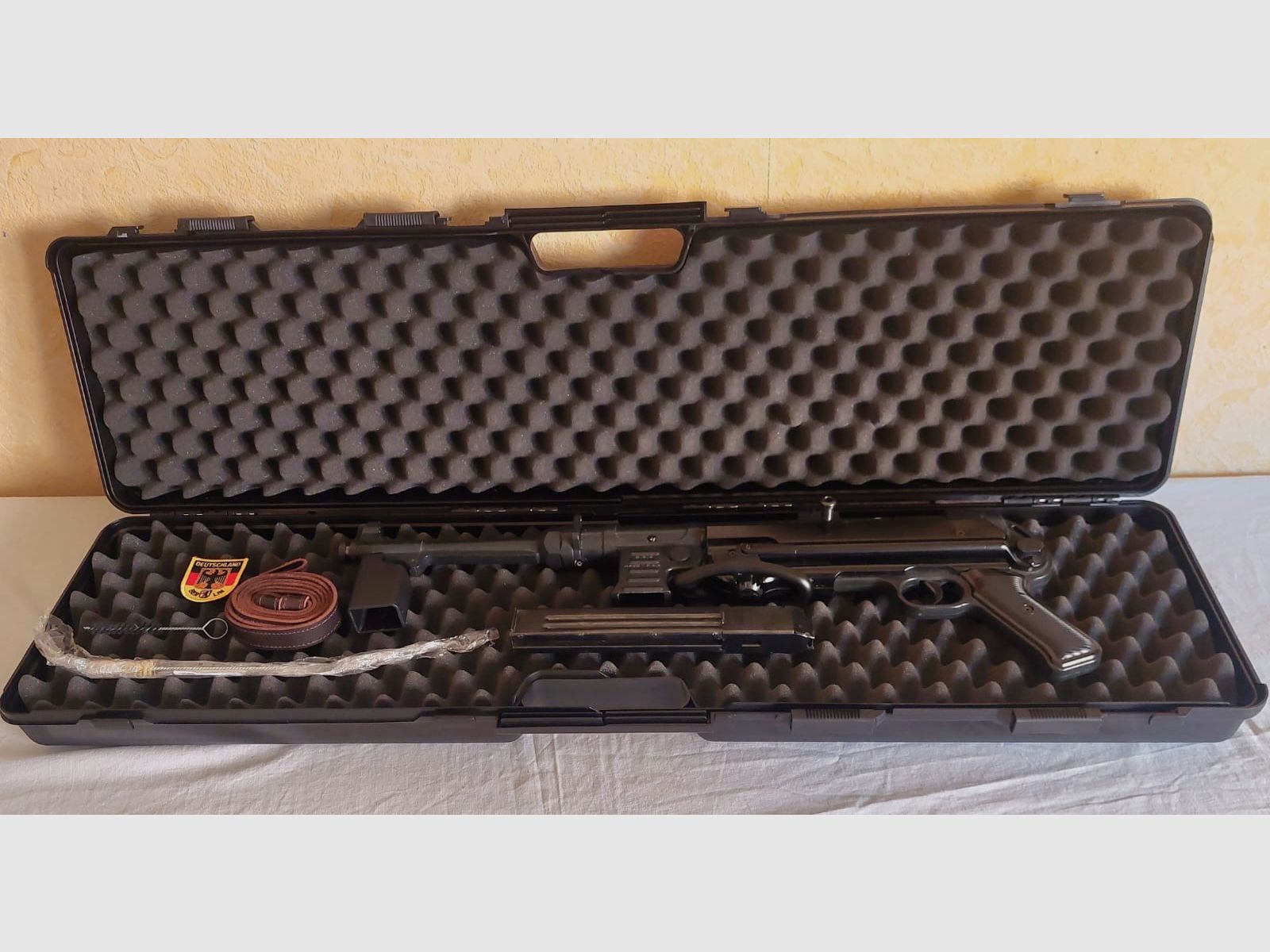 GSG MP40 9mm P.A.K + accessories