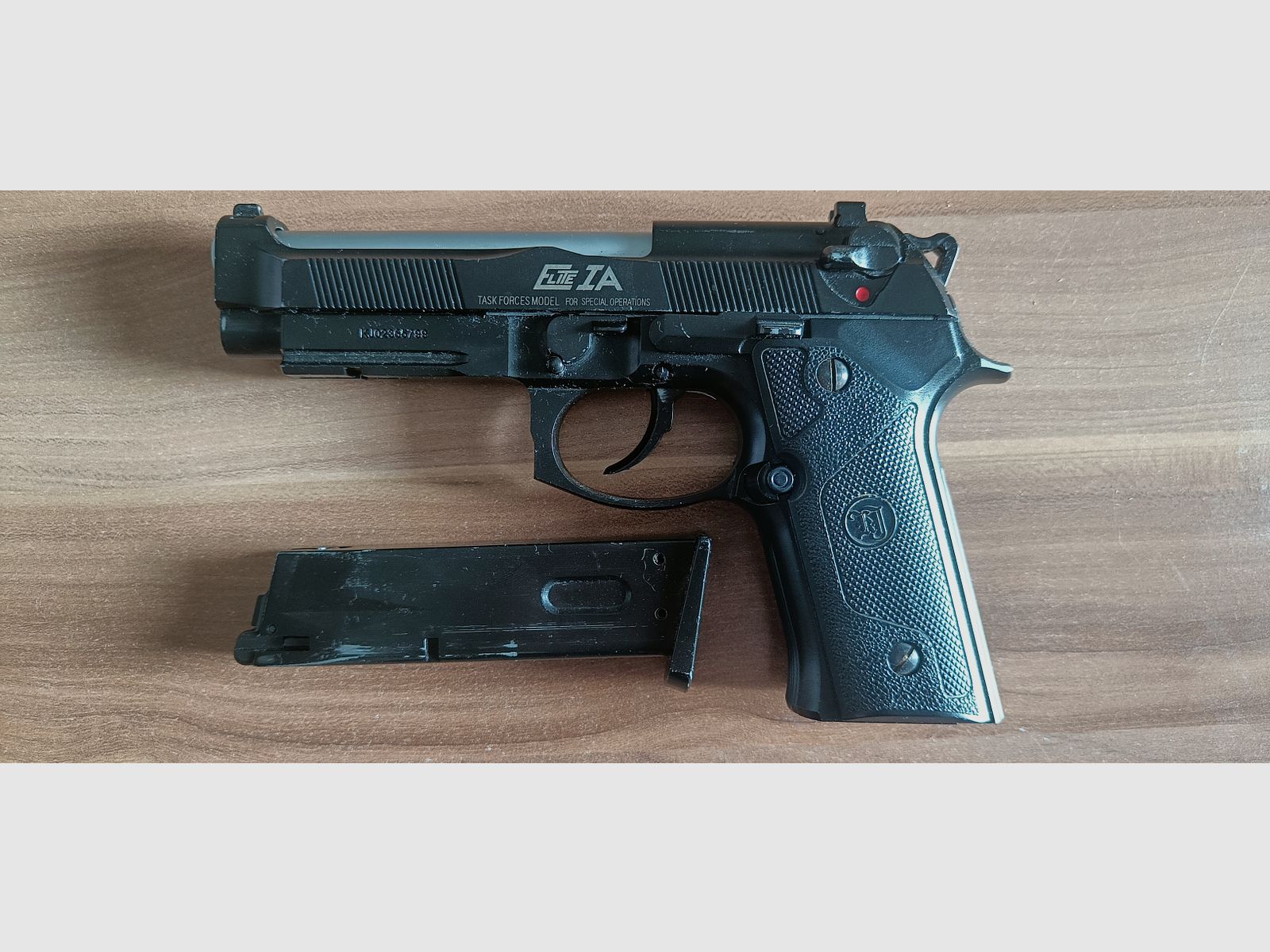 KJ M9 Elite IA