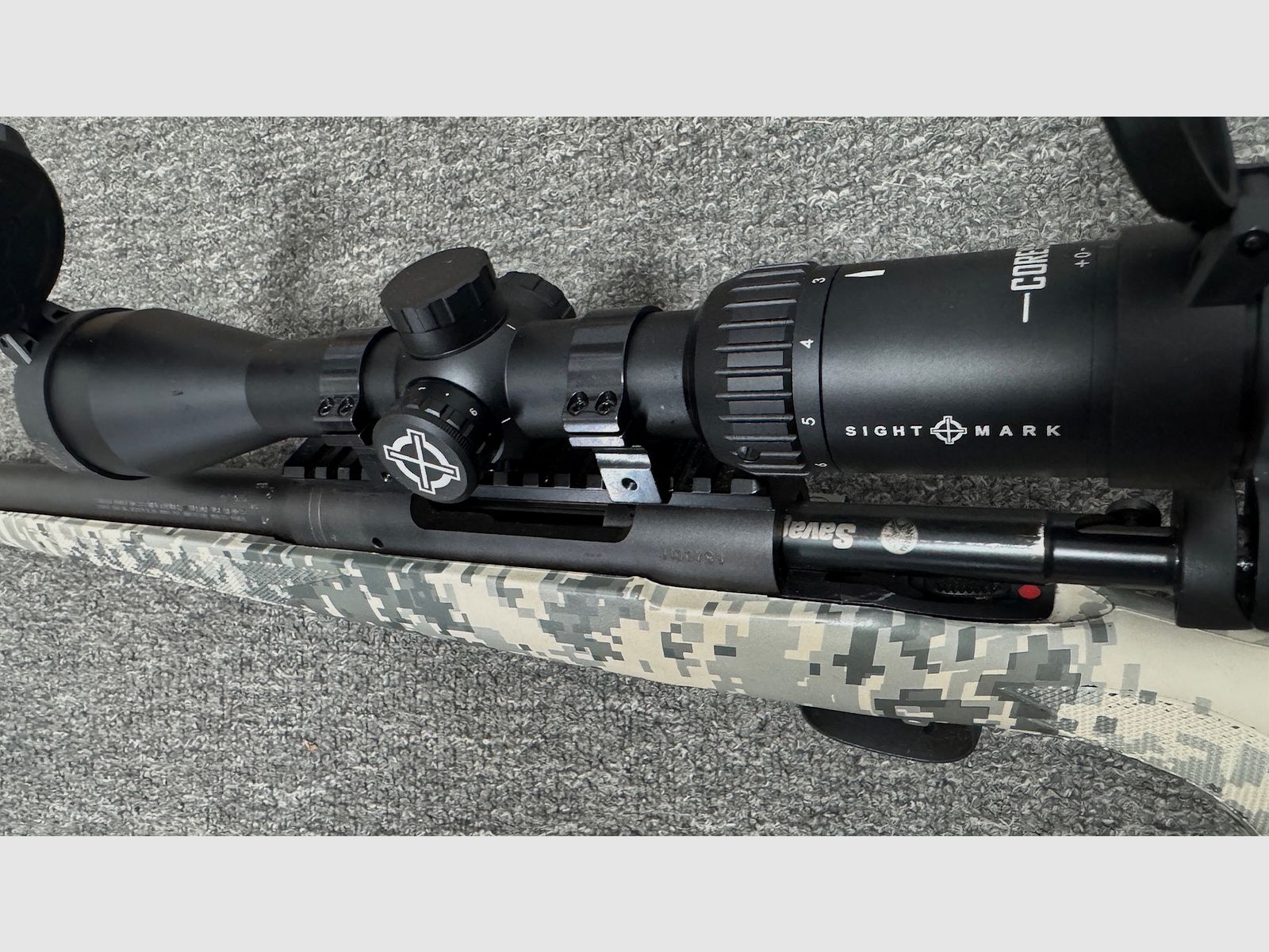 Savage 10 .223 Rem. mit 3-9x50 LP & Schalldämpfer