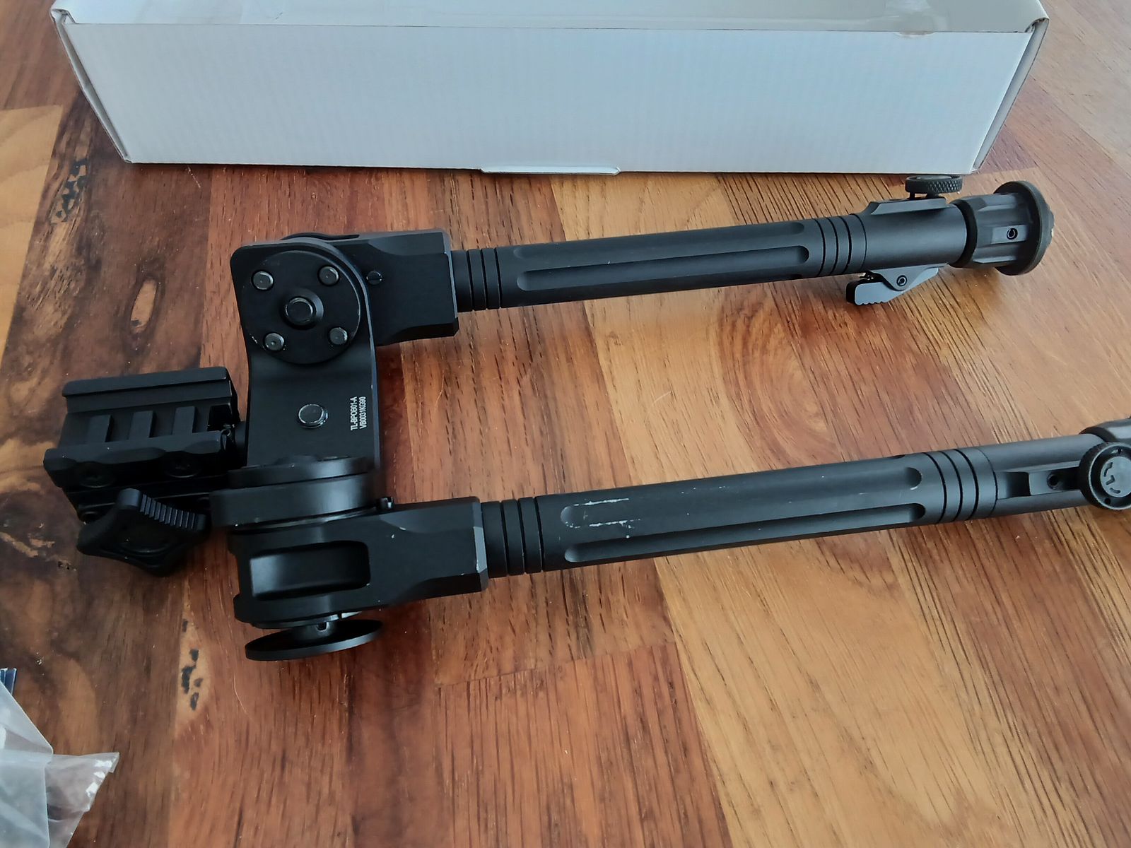 UTG Over Bore Bipod Zweibein, ähnlich Fortmeier,wie Neu!