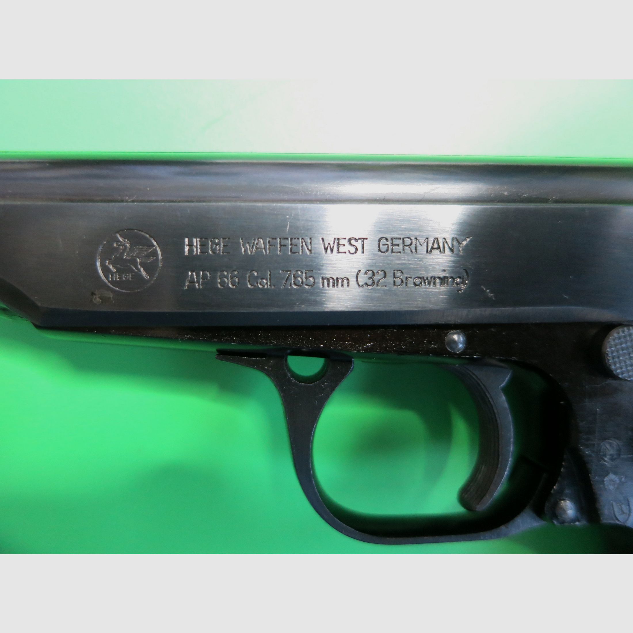 Halbautomatische Pistole, HEGE AP66, Kal. 7,65 mm Browning (.32 ACP), Sammlerwaffe       #89, Bild 3 von 8