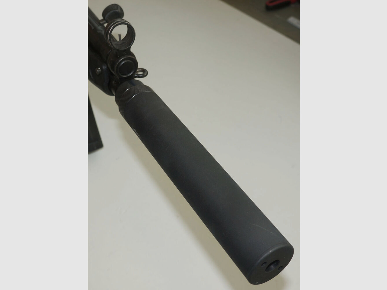 Schwaben Arms GmbH dempers voor H&K SP5/MP5 klonen, SAR M41-05 SD 3LUG QD 9mm Luger 3-punts vergrendeling/ TriLock