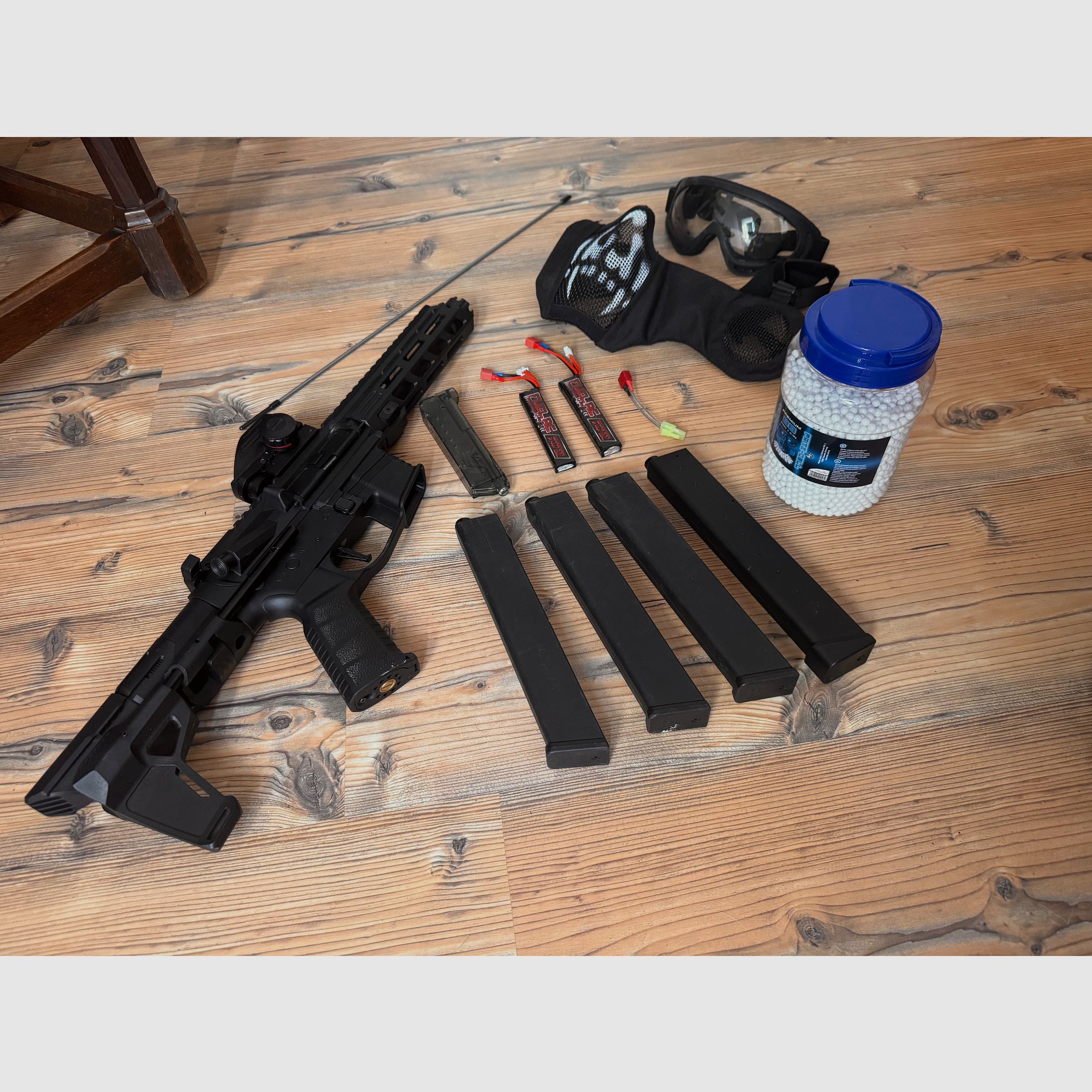 WE01A AGP-9 SMG (AEG 0,5J) – Komplettset mit Zubehör – voll einsatzbereit!