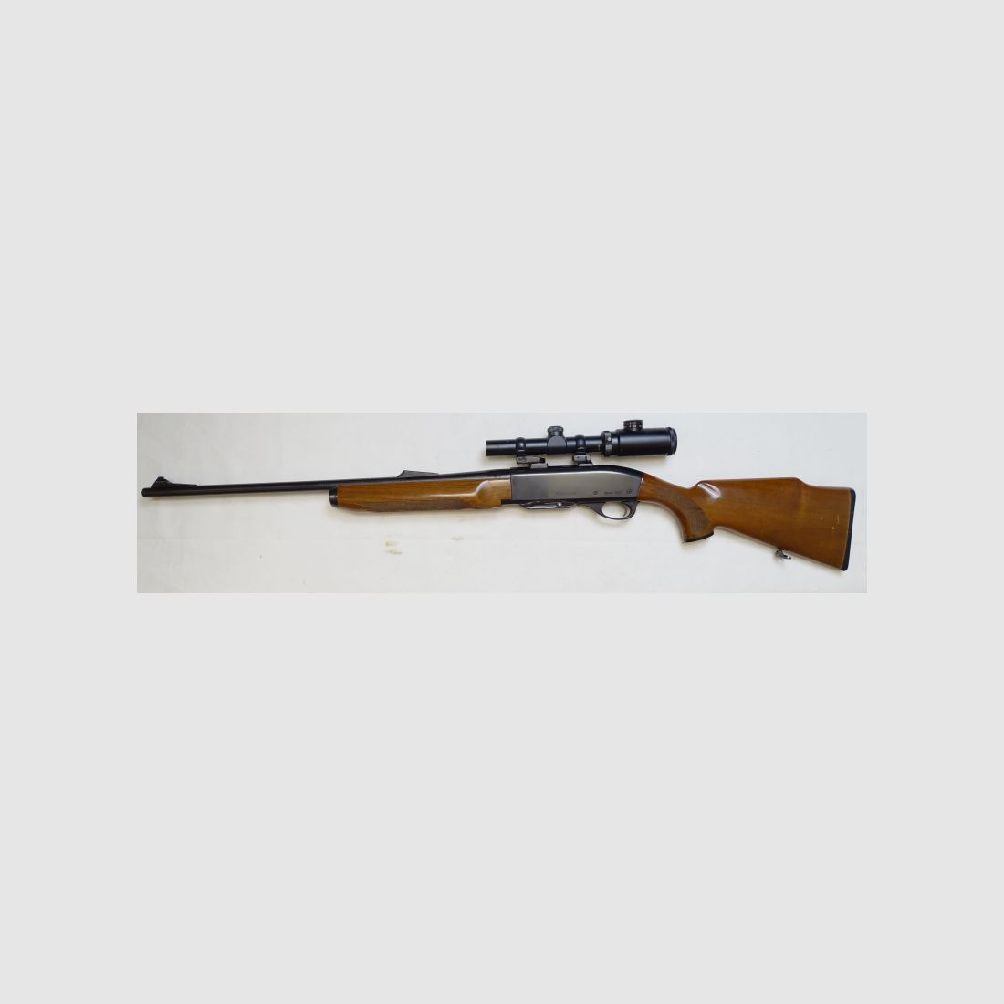 Remington Model 7400 Selbstladebüchse im Kaliber .30-06 Sprg. incl. Luger 1.5-4.5x20 Drückjagdglas