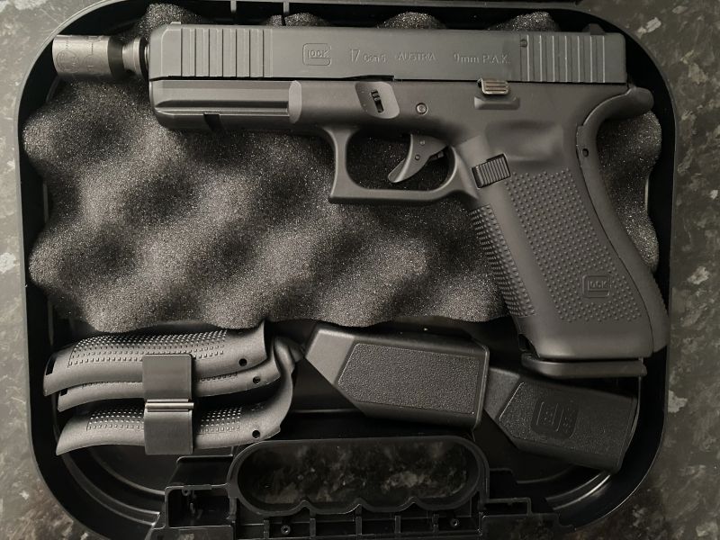 Glock 17 First Edition 9mm PAK