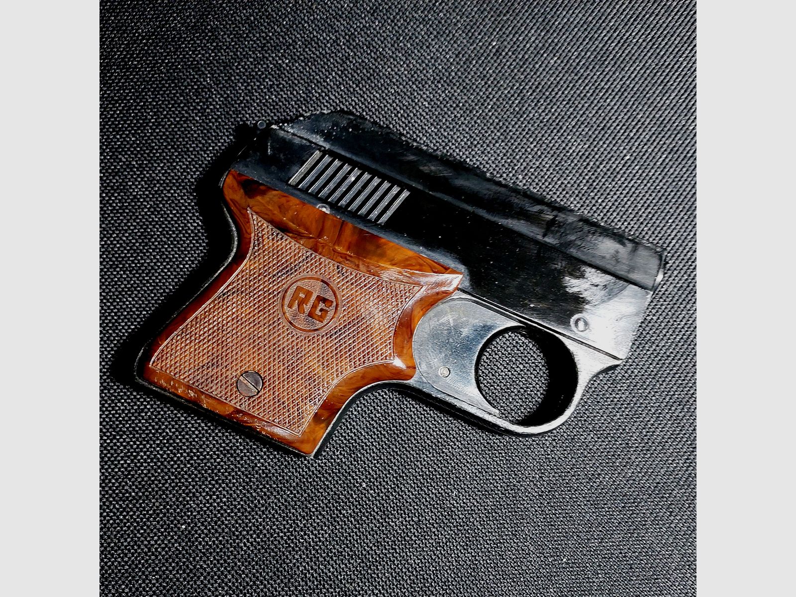 Taschenpistole RG3 - Röhm RG 3 Schreckschuss Pistole Kal. 6mm Flobert (PTB 33)