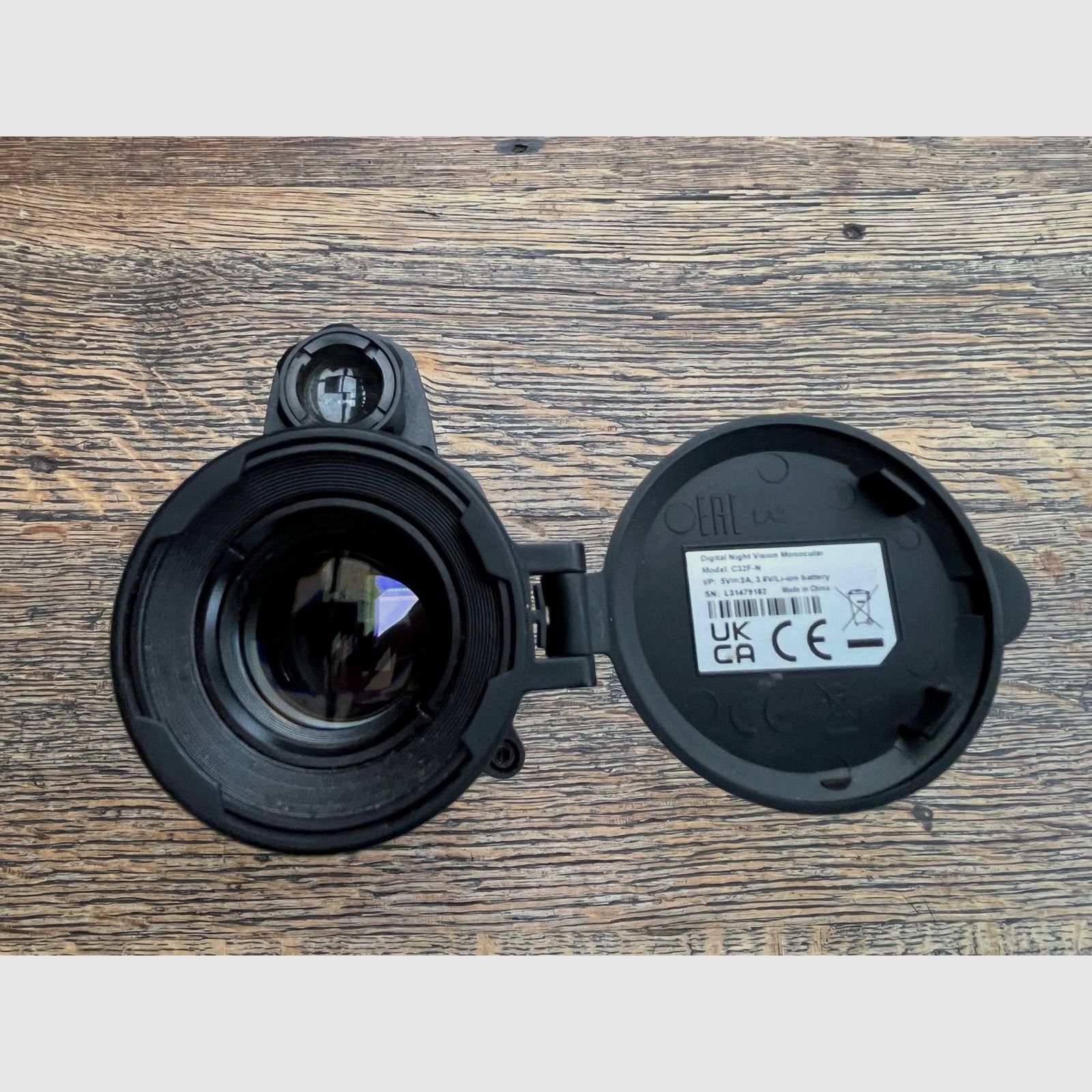 HIKMICRO Cheetah C32F 940nm digitales Nachtsicht-Monokular inkl. Rusan Adapter.