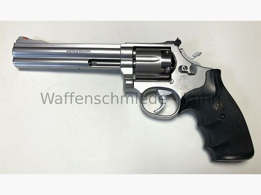 Smith & Wesson	 Model 686