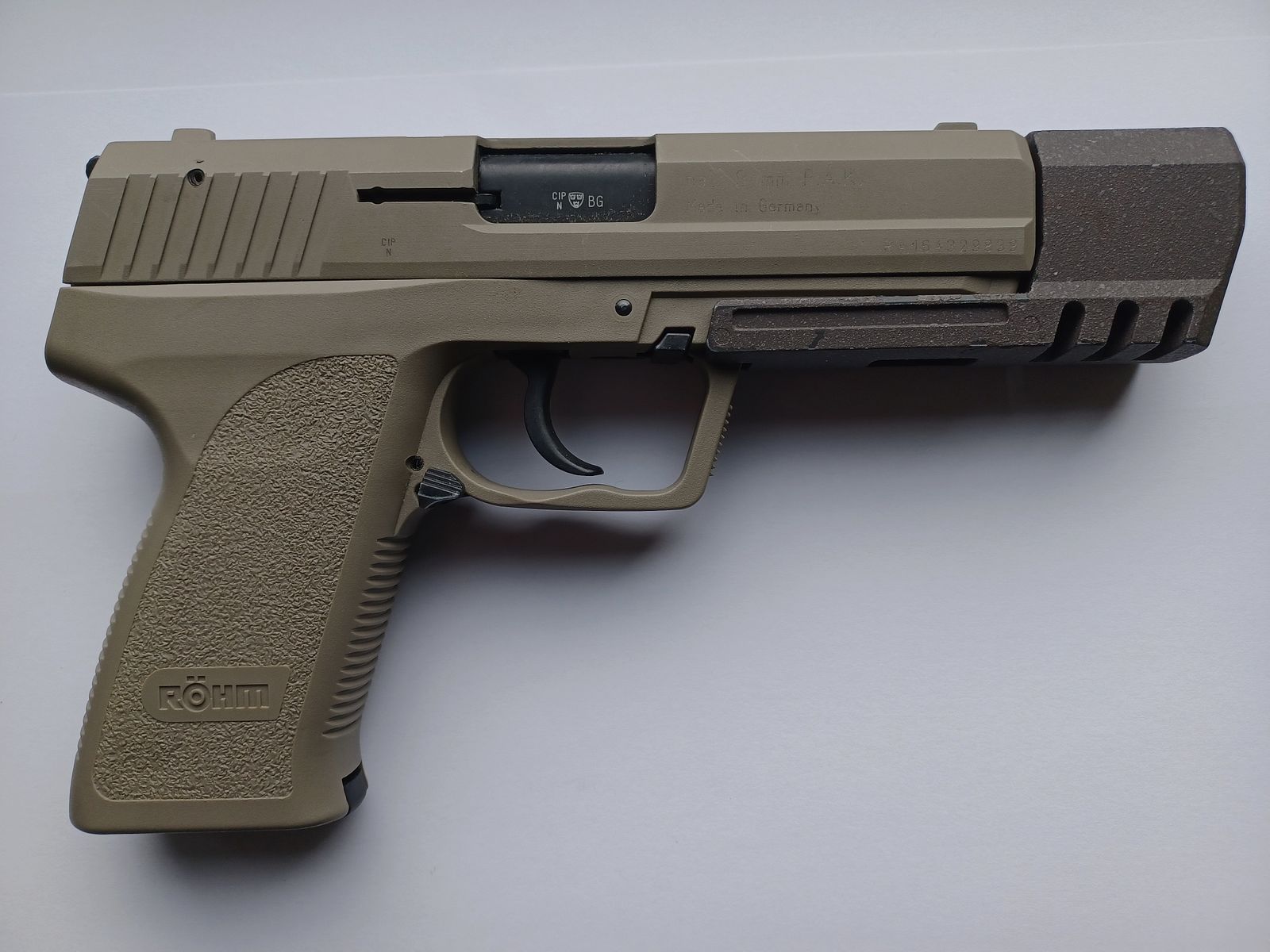 Röhm RG96 ICON GREY cal. 9mm P.A.K.