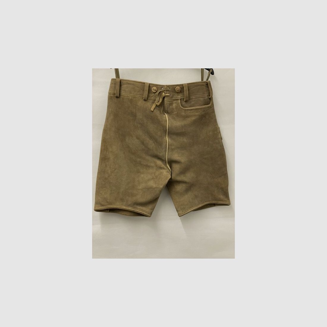 Pantalon en cuir court pour homme, image 3 sur 3
