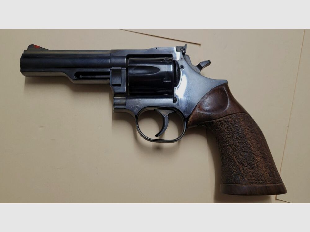 Dan Wesson Dan Wesson