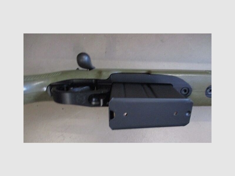 Scharfschützengewehr Sniper Steyr SSG69 mit Aluumbausatz auf AICS Magazine SSG69