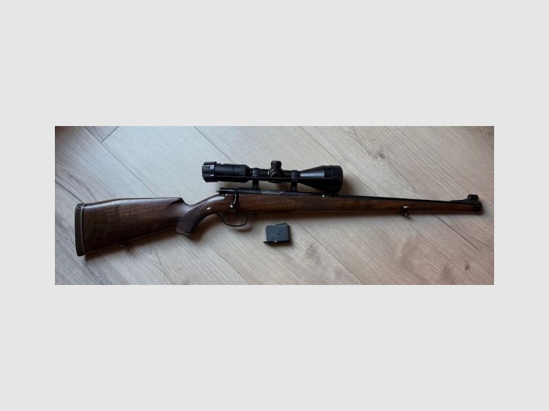 Anschütz Repetierstutzen 222 Remington mit AKAH 2,5-12x56 4LP