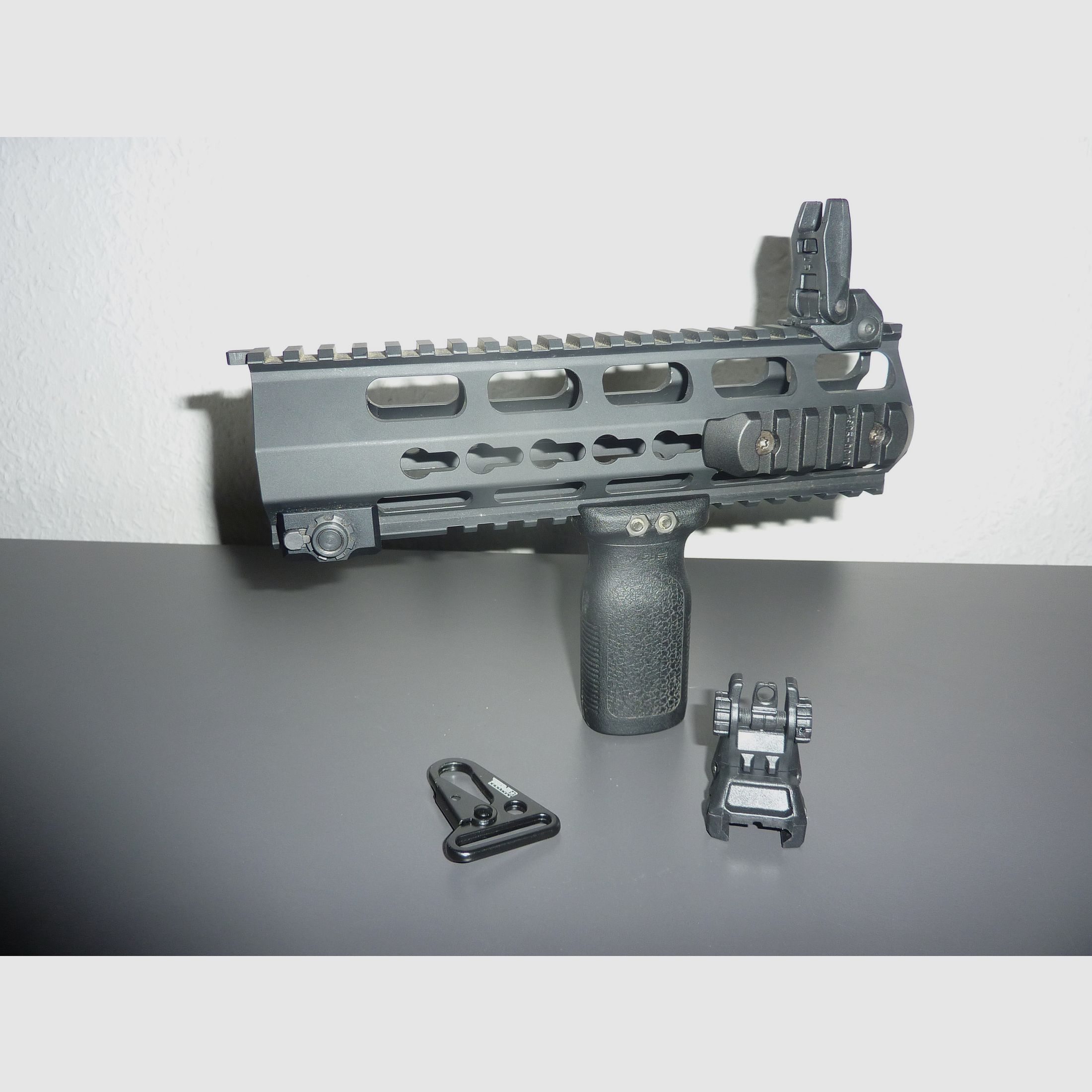 Haenel CR 223 Keymod Handschutz mit Zubehör