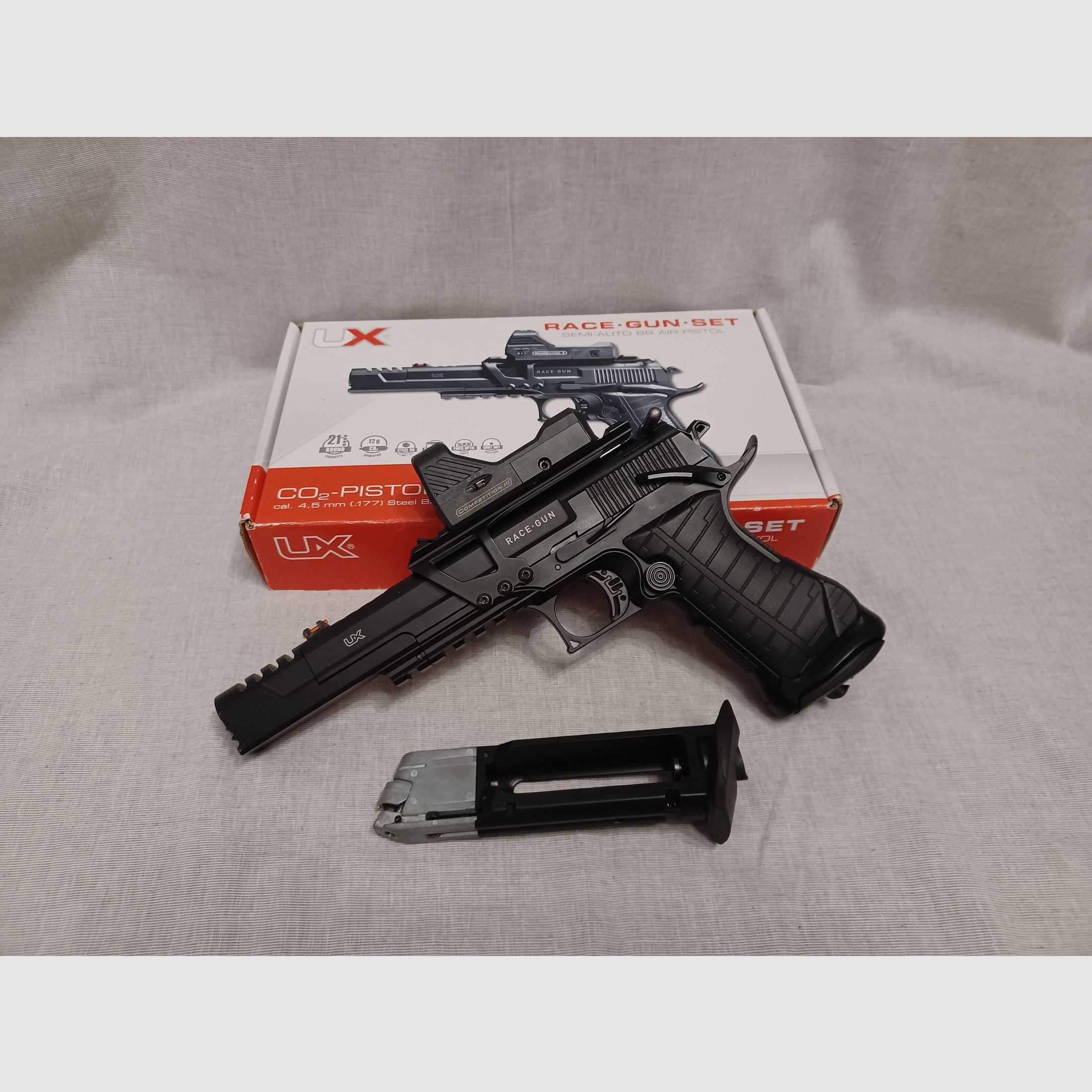 Umarex RaceGun / LPV / 4,5 mm BB / BlowBack / CO2 / Pistole / OVP (88)