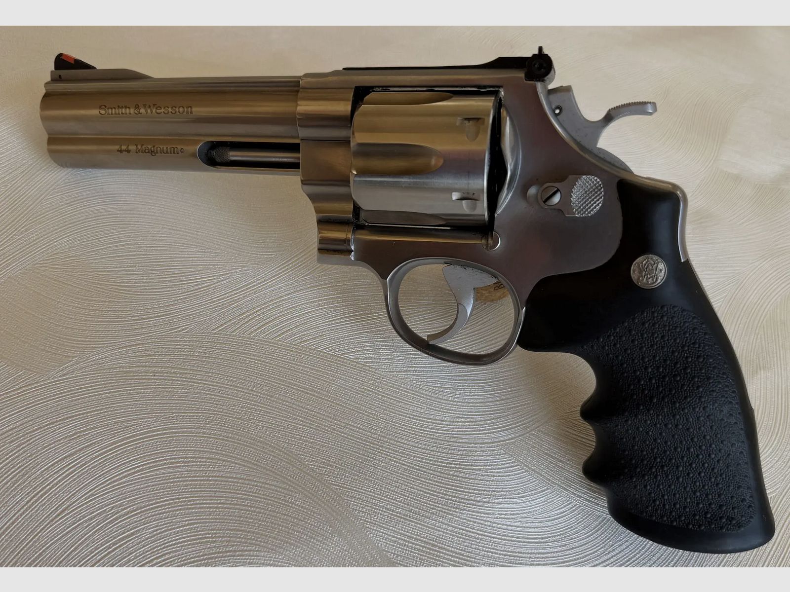Smith & Wesson 629 Clásico, 5″ – Calibre .44 Magnum