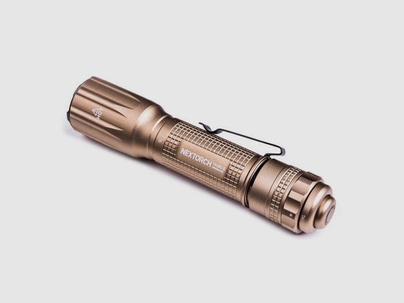 NEXTORCH TA30CS OPERATOR SAND – Lampe de poche LED tactique 1.600 Lumens