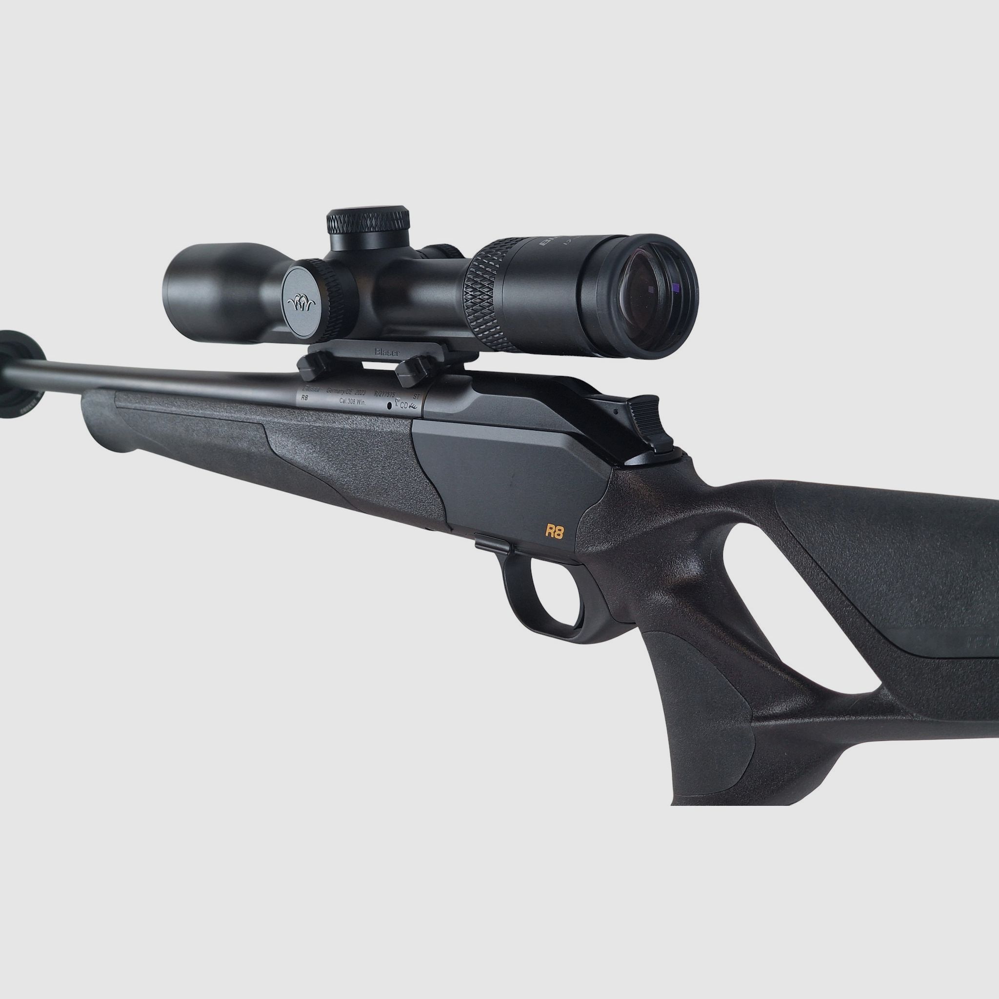 Drückjagd Blaser R8 Ultimate Kal. 30-06 mit Schalldämpfer und Blaser B2 1,7-10X42 LP sofort verfügbar