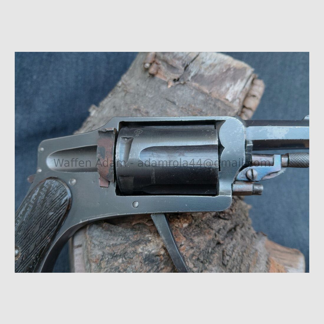 Venus Werk Hammerless - Revolver