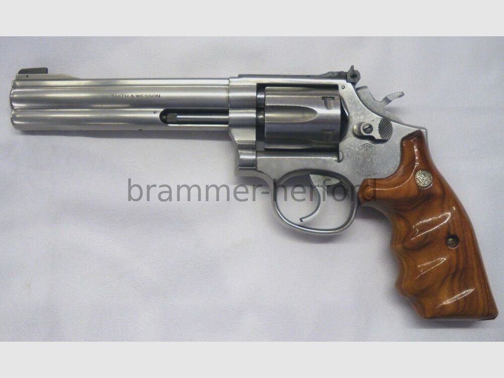 Smith & Wesson	 617