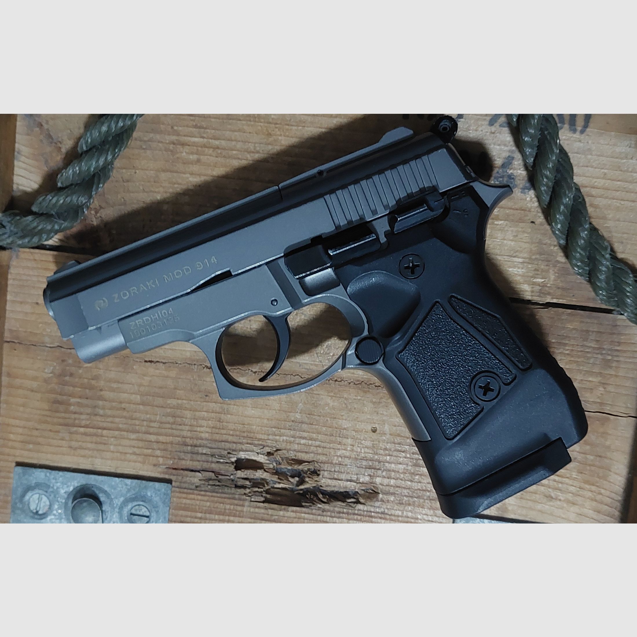 Zoraki 914 9 mm (PTB 1014) blank shot no Walther Glock HW94 Colt