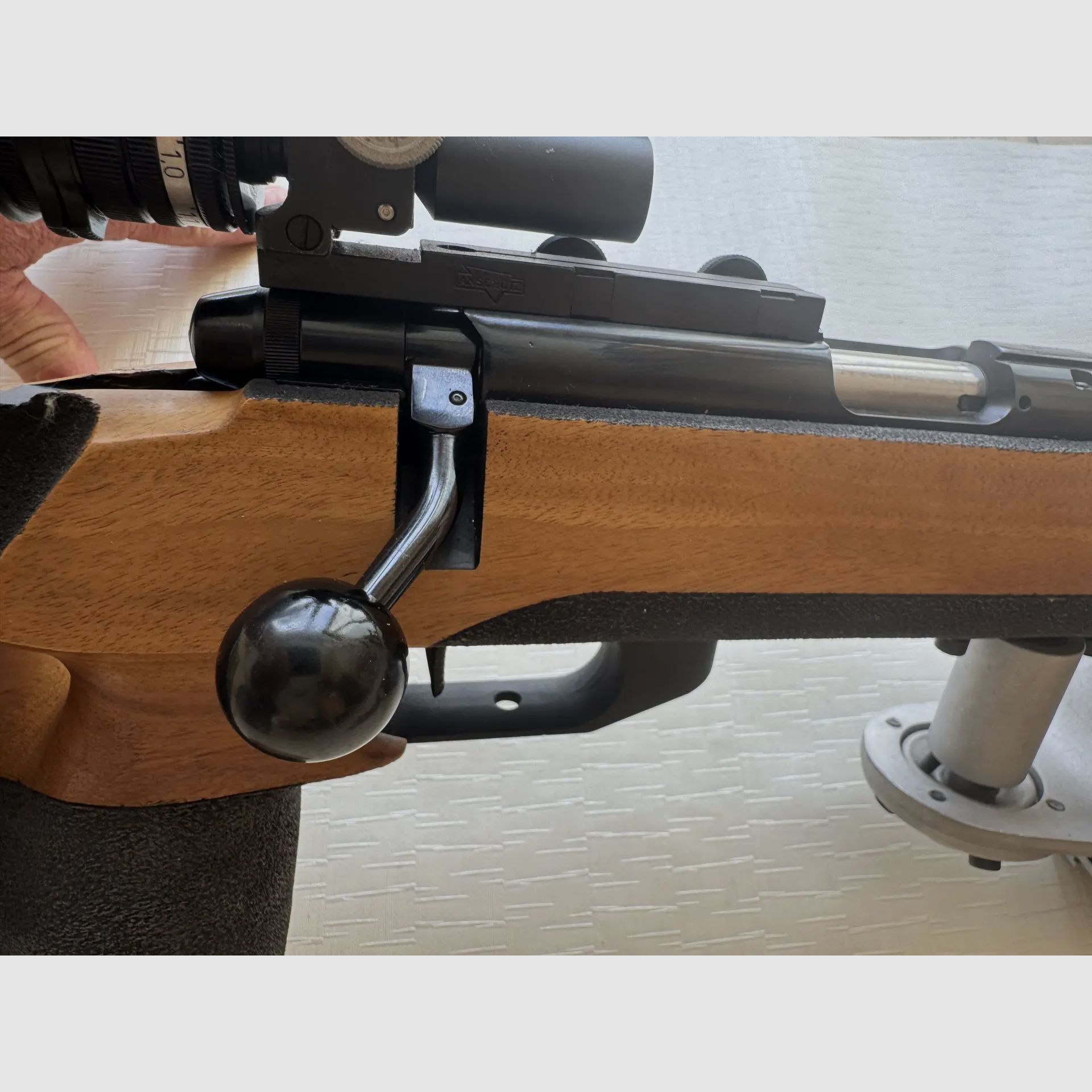 Anschütz Super-Match Modelo 1813 Olímpico 84 Calibre .22 l.r.